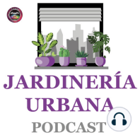 1. Podcast de Jardinería Urbana: Buenos días y bienvenidos al primer episodio del Podcast de Jardinería urbana. Un espacio para encontrarnos con las plantas, los jardines, las flores, los frutos, las huertas, los suelos en la ciudad. En este podcast quiero explorar las maravillas de l...