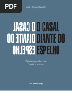 O Casal Diante Do Espelho