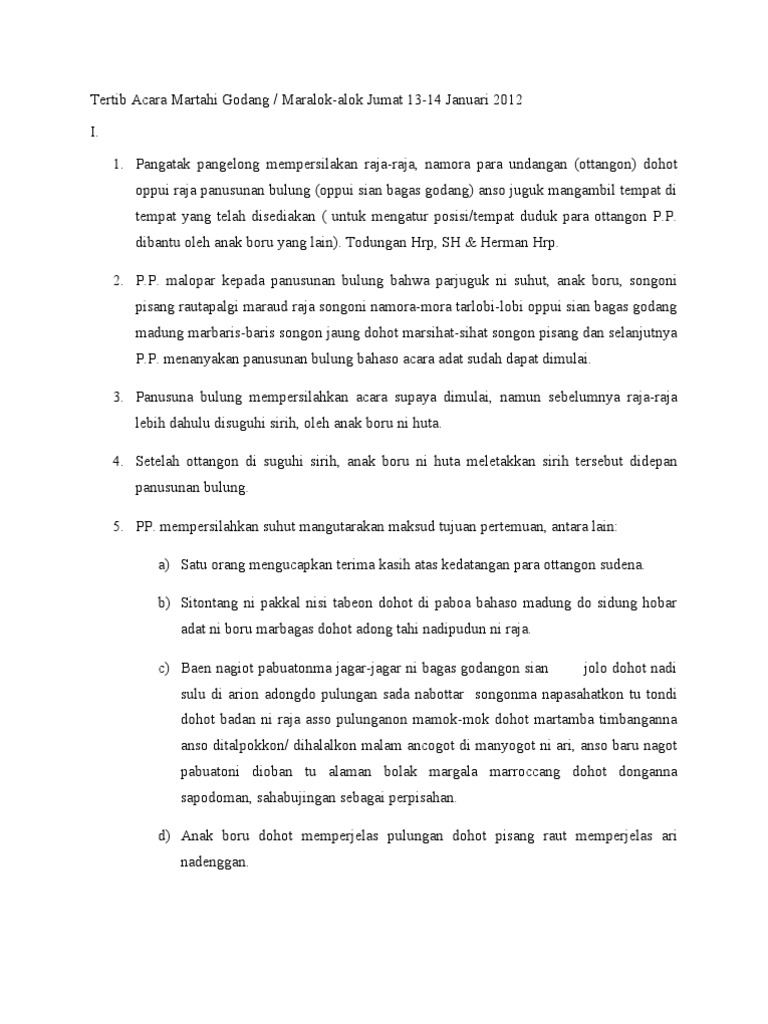 Erkak ayolning oyoqlarini yoyib, mushukini yalaydi.