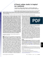 Benchmark map of forest carbon stocks in tropical
regions across three continents