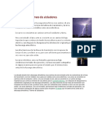 La Elevada Tensión de La Descarga Atmosférica Crea Caminos de Aire Ionizado Entre Los Conductores de La Línea de Transmisión y La Torre Metálica