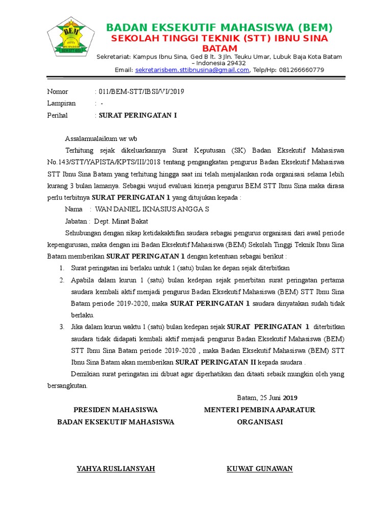 Ular uxlab yotgan odamlarni sikib, ichkariga kiradilar