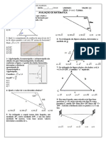 Avaliação de Matemática sobre Triângulos e Ângulos