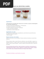 Tacinha de cheescake com calda de frutas vermelhas