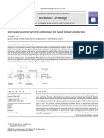 Microwave assited pyrolysis of  biomass for liquid biofuels production.pdf