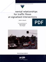 Fundamental relationships for traffic flQWS at signaIised intersections