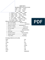 1. Khoanh tròn vào từ có phần phát âm khác với các chữ cái còn lại