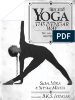 Yoga - The Iyengar Way - The New Definitive Illustrated Guide