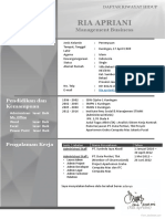 Ria Apriani: Identitas Pribadi