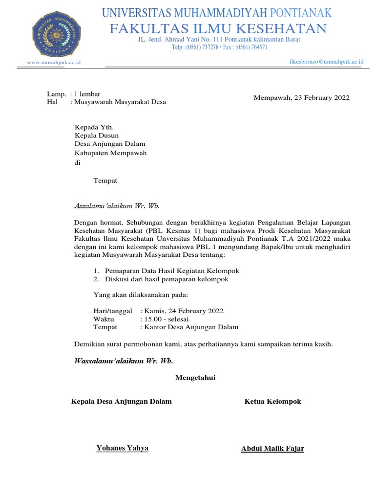 Oyoqlari bilan jingalak xonimlar transparan külot erotik fotosuratlarda tarqaldi