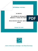 Les Méthodes de Décomposition Appliquées À L'analyse Des Inégalités PDF