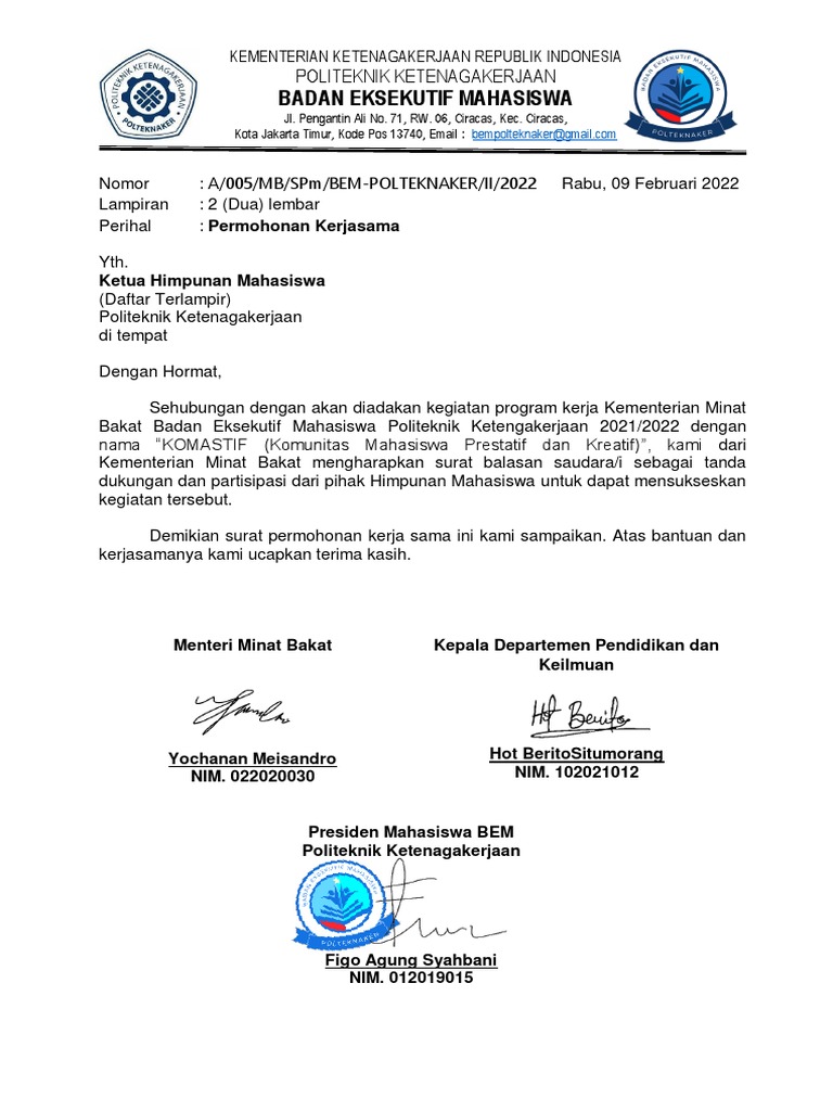 Kizel, Perm olkasidagi qizlarning shaxsiy erotik fotosuratlari.