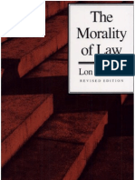 FULLER, Lon. The Morality of Law