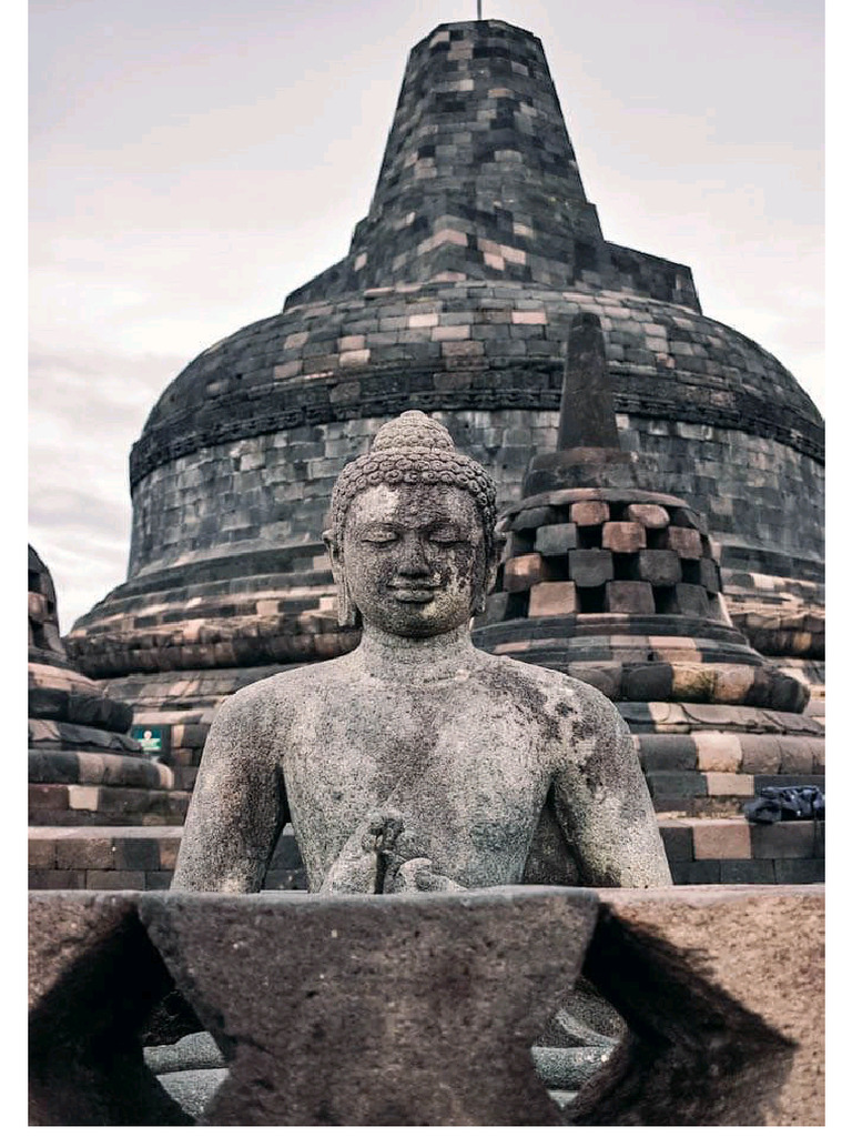 Patung Budah Pada Candi Borobudur | PDF