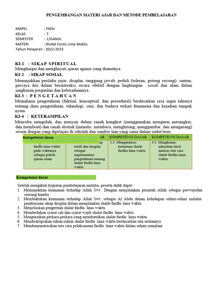 Dosen pertanian menyiapkan materi ajar