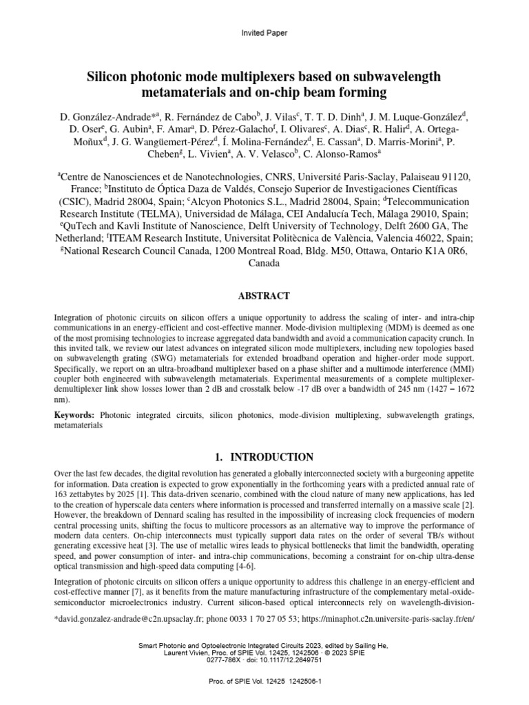 silicon-photonic-mode-multiplexers-based-on-subwavelength-metamaterials