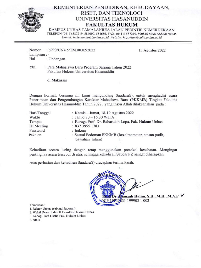 Uy qurilishi pornosi: uyda yalangoch xotin