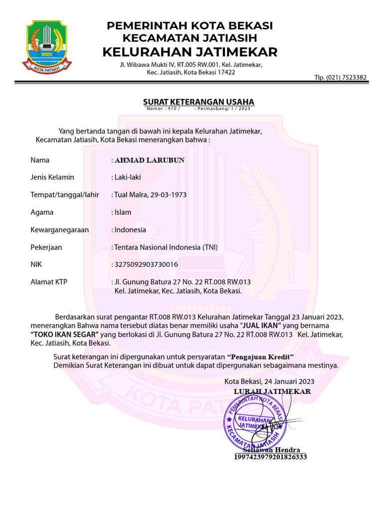 Rus pornosini tomosha qiling: Ikki qiz yigitning eshagini yalaydi.