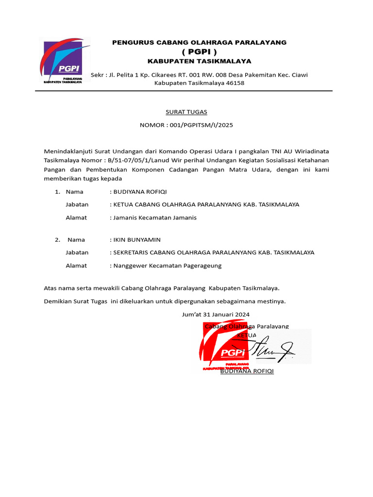 Retro yalangoch ayollar chomilish