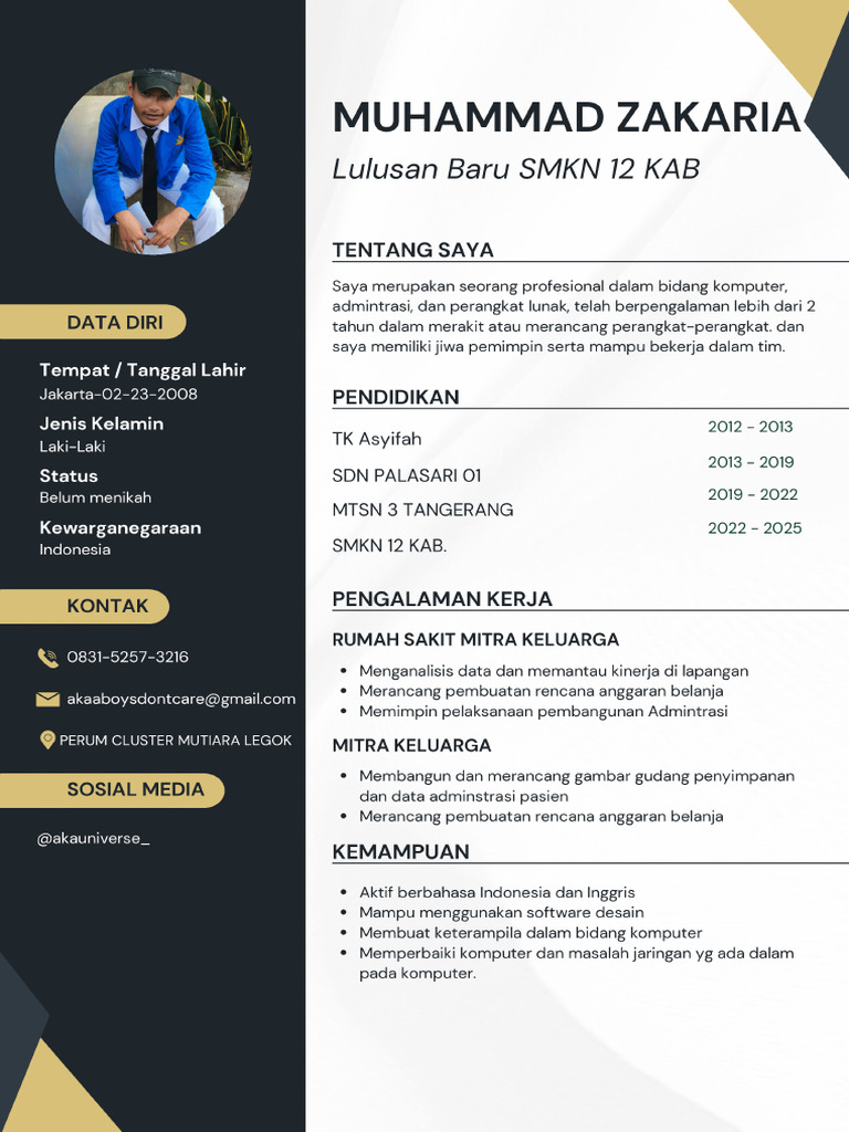 Hitam Dan Putih Modern CV Resume Riwayat Hidup - 20250507 - 203850
