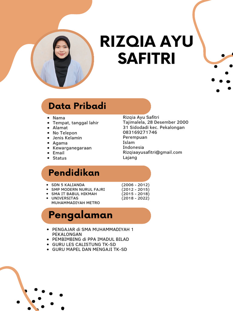 CV Rizqia | PDF
