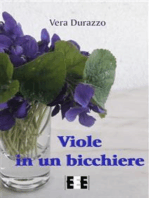 Viole in un bicchiere