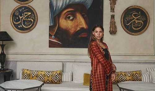 3. La Casa De Asli - L'Officiel Argentina | Everand