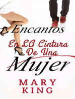 Encantos en la cintura de una mujer