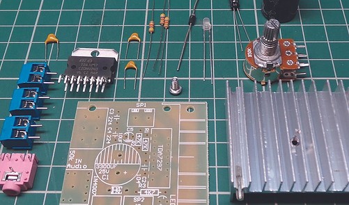 Build Your Own Amplifier - Australian HiFi | Everand