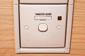 How To Clean A Carver 4000A Fanmaster And Replace The Switch Controls -  Practical Caravan | Scribd