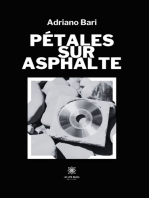 Pétales sur asphalte