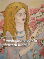 Il medaglione con la pietra di luna