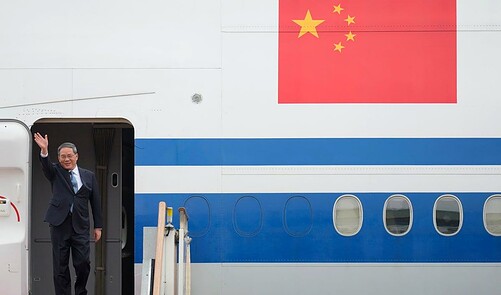 Chinese And Japanese Leaders Travel To South Korea For Their First ...